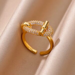 Oval Hollow Zircon Ring