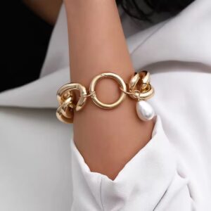 Chunky Lock Chain Bangle